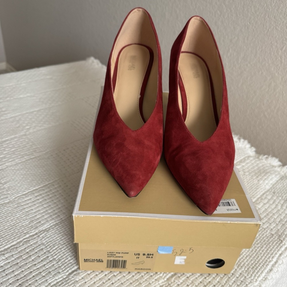 Michael Kors Lizzy Mid Pump Suede‎ Maroon Heels With Box Size 9.5M